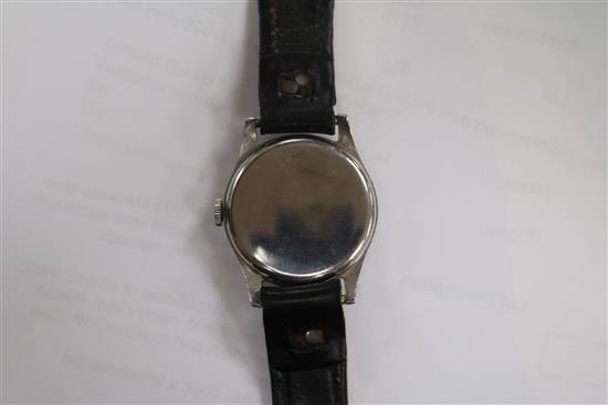 A gentlemans 1940s/1950s stainless steel mid-size Rolex manual wind wrist watch